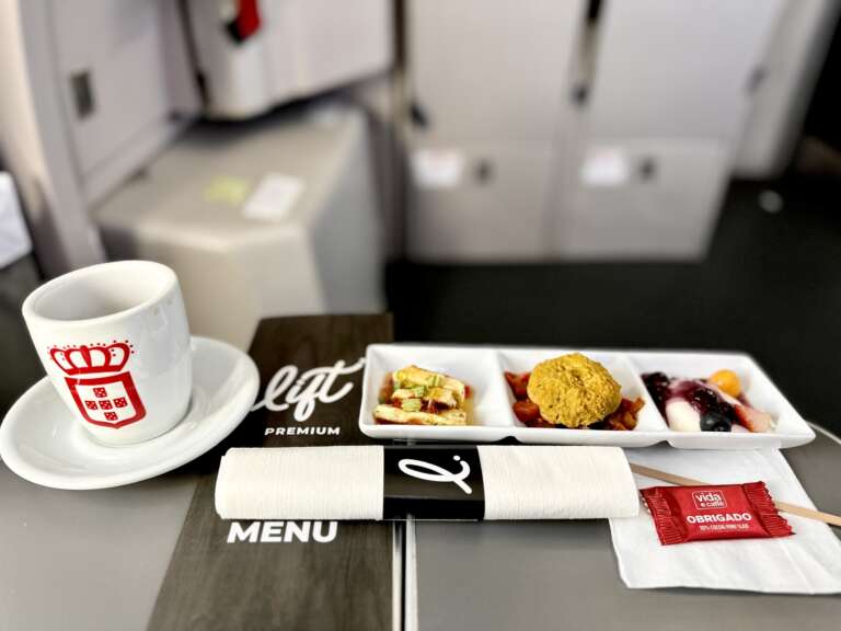 Premium Meals, Lift Airlines
